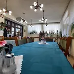 Airport Budapest Sarokhaz Panzio 3* 베체스