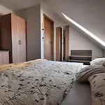 Bed & Breakfast Airport Budapest Sarokhaz Panzio 3*