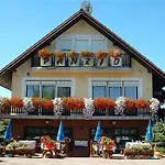 Airport Budapest Sarokhaz Panzio Bed & Breakfast Vecsés