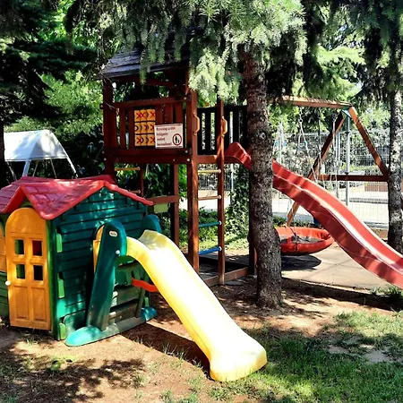 Airport Budapest Sarokhaz Panzio 3*