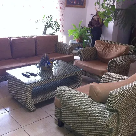 Airport Budapest Sarokhaz Panzio 3* Вечеш