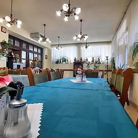 Airport Budapest Sarokhaz Panzio 3* Vecsés