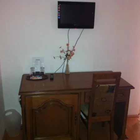 Airport Budapest Sarokhaz Panzio 3* Vecsés
