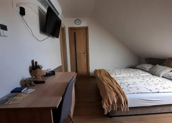 B&B Airport Budapest Sarokhaz Panzio 베체스