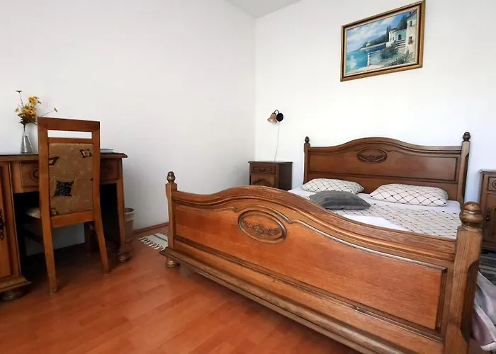 Airport Budapest Sarokhaz Panzio B&B